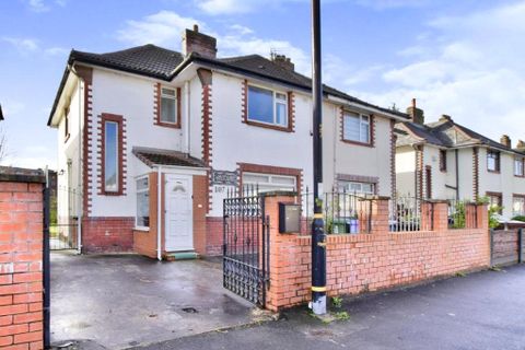 Davyhulme Road, Stretford, Manchester, Greater Manchester M32
