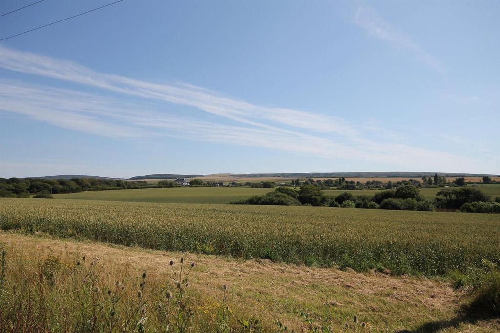 Additional image 3 of 4 bed detached house for saleYarmouth, Isle Of Wight PO41