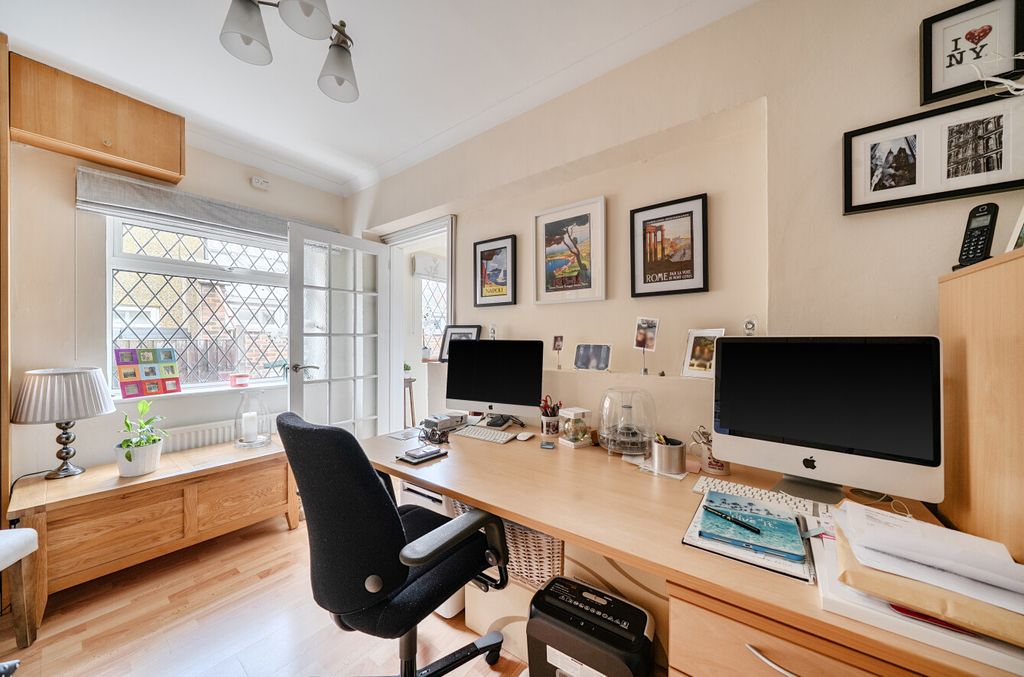 Additional image 14 of 4 bed semi-detached house for saleBinfield Road, Bracknell, Berkshire RG42