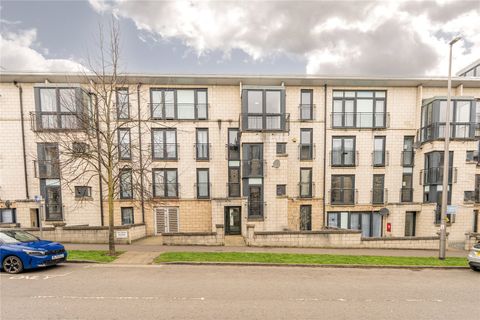 Waterfront Gait, Edinburgh EH5
