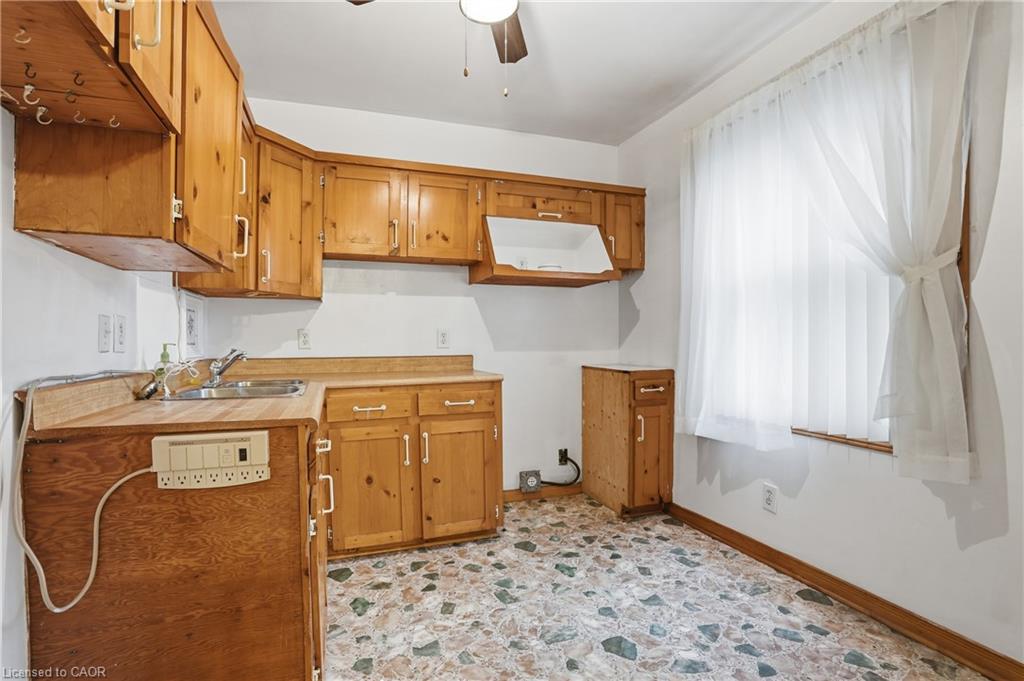 Additional image 4 of 263 East 15th Street, Hamilton, ON, L9A 4G4