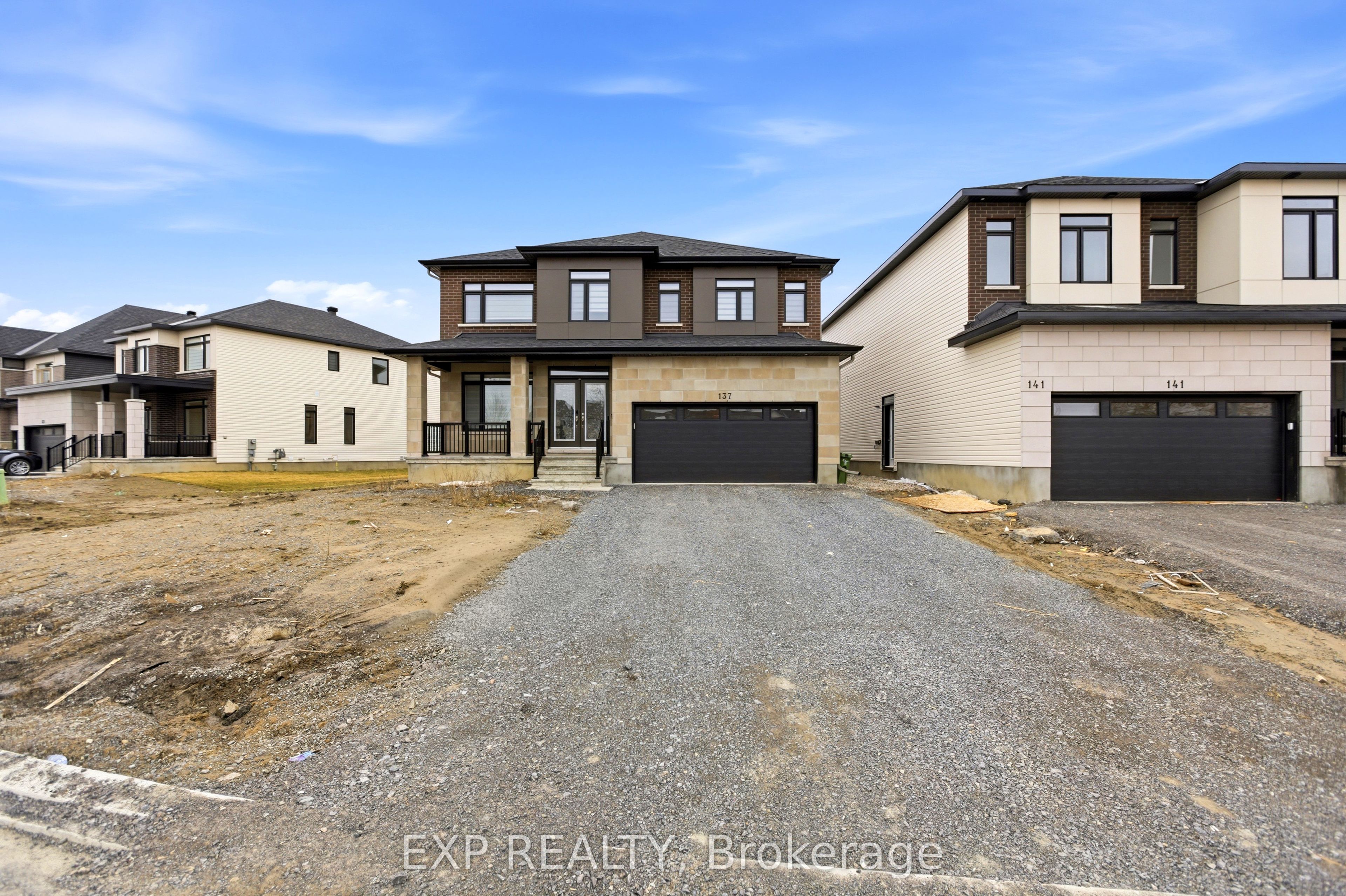 Additional image 2 of 137 Shelleright Street, Ottawa, ON, K2M 0N9