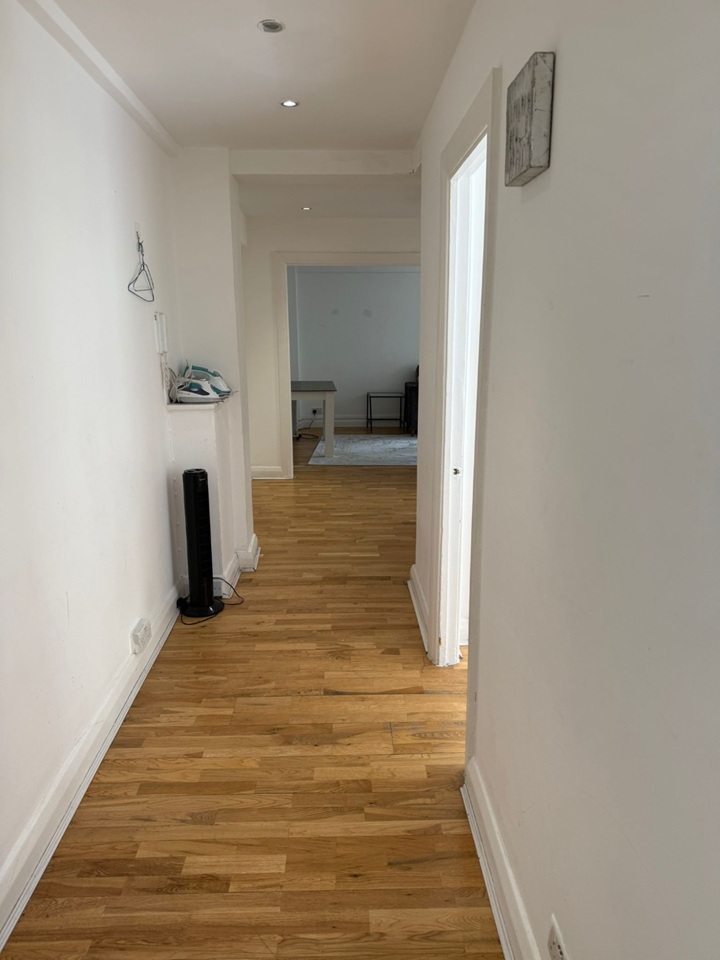 2 Bed Flat, Park West, W2, N1 7GU photo 3