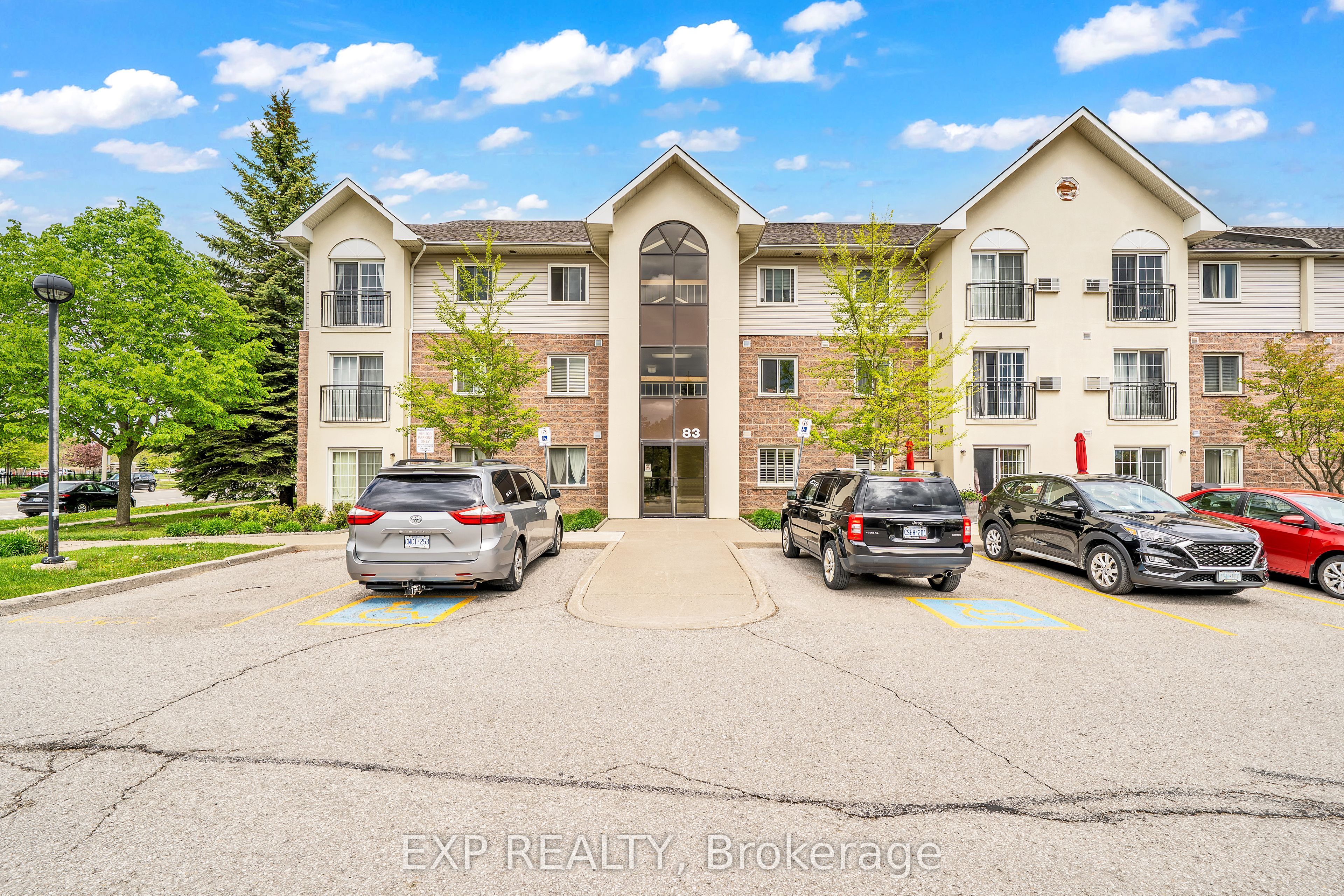 Additional image 2 of 208-83 Aspen Springs Drive, Clarington, ON, L1C 5J7