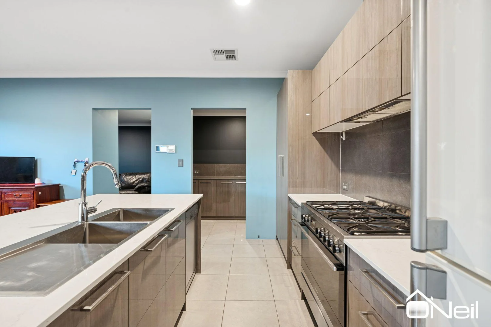 Additional image 8 of 25 Dynasty Way, Forrestdale WA 6112