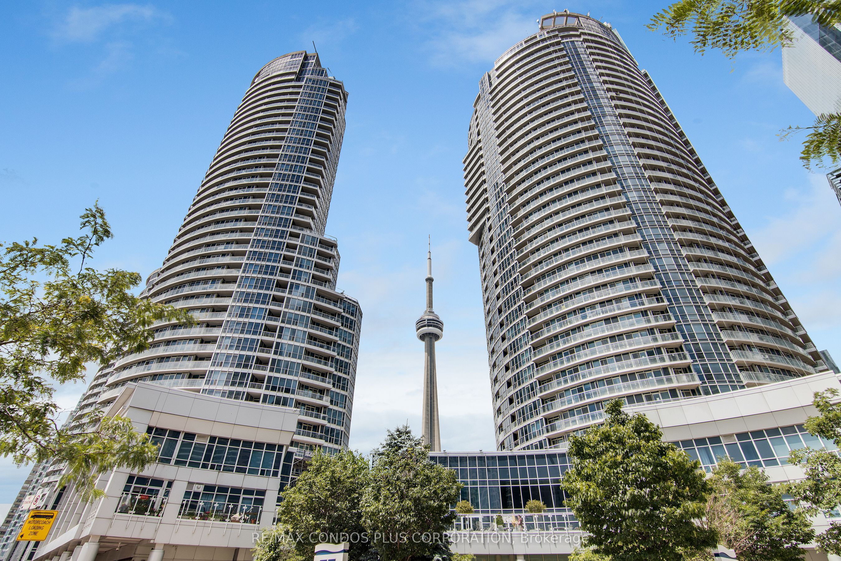 3009-8 York Street, Toronto, ON, M5J 2Y2