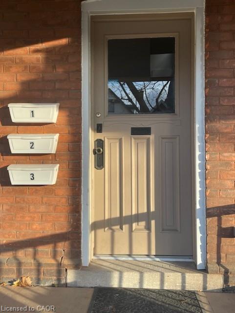 Additional image 2 of 2-27 Strathcona Avenue S, Hamilton, ON, L8P 4J1