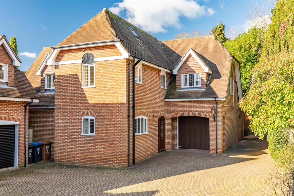 Wendover Court, Welwyn