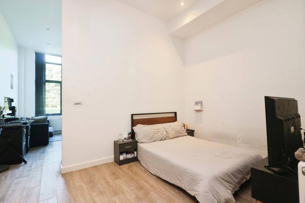 Additional image 4 of Bellmont Lodge, Welwyn Garden City, AL7