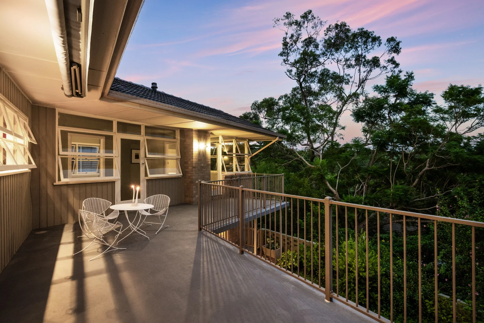 32 Eastern Arterial Road, St Ives NSW 2075 photo 2