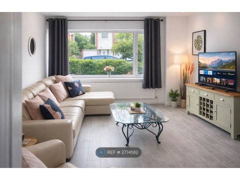 Crowthorne Gardens, Nottingham NG5