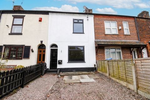 Hampden Grove, Eccles M30