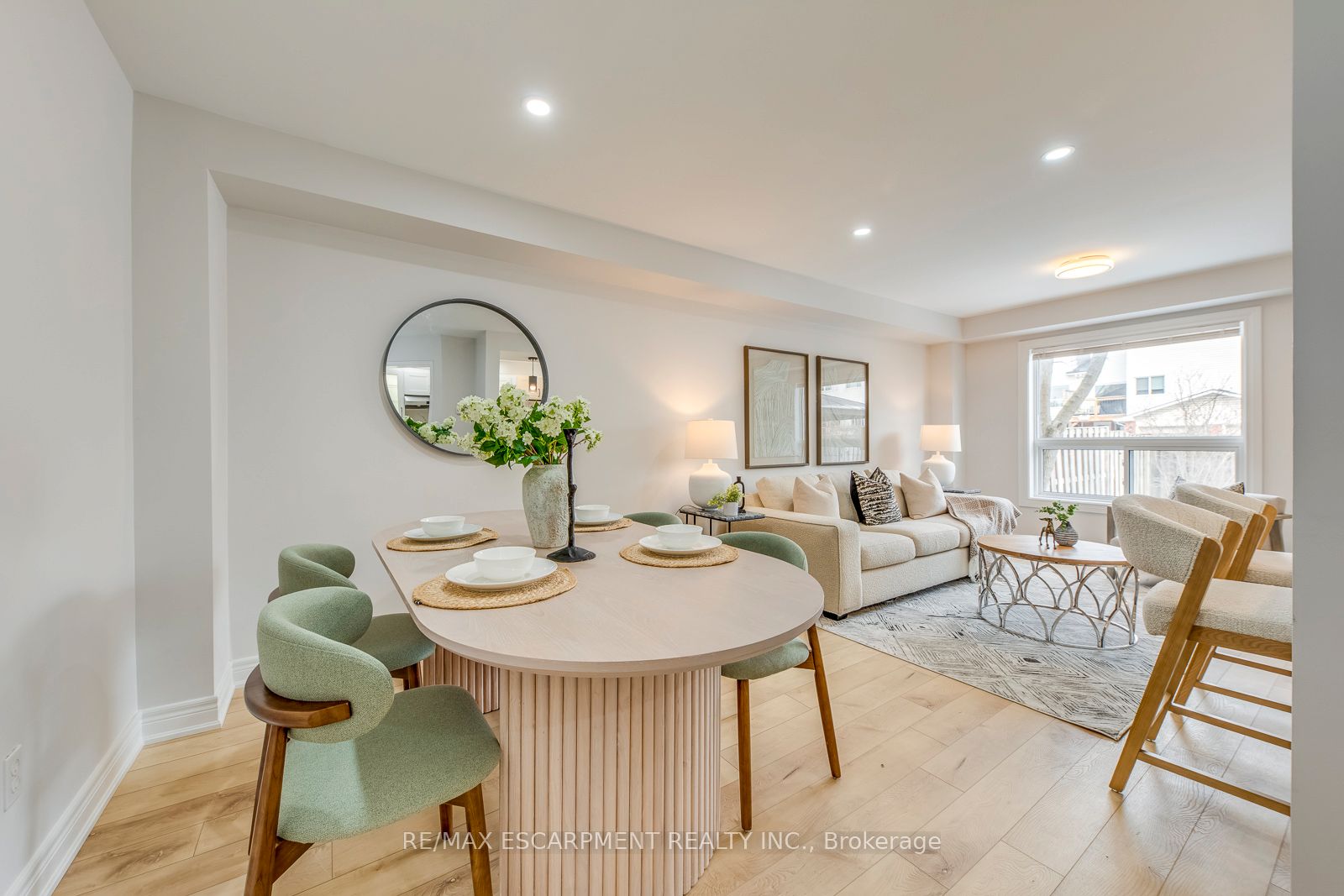 17-2350 Grand Ravine Drive, Oakville, ON, L6H 6E2
