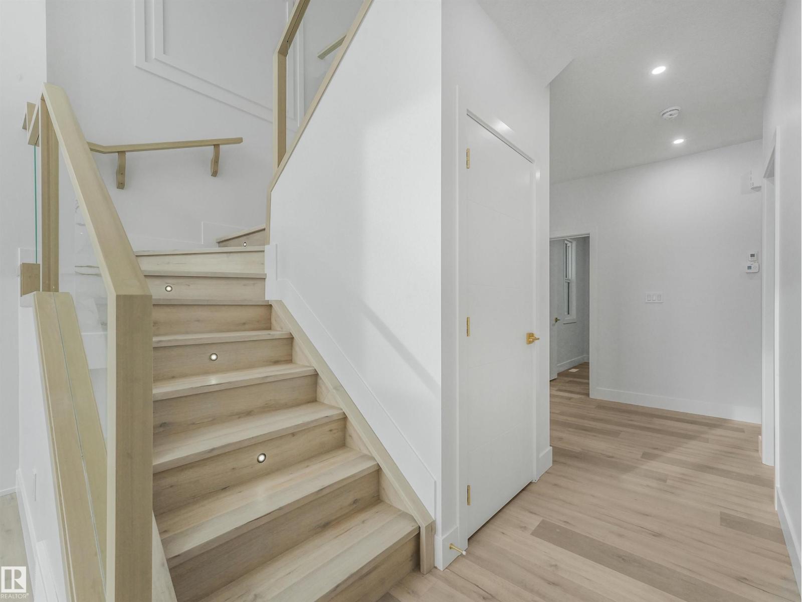 Additional image 4 of 42 Ravenshire Wynd, Sherwood Park, AB, T8H2R3