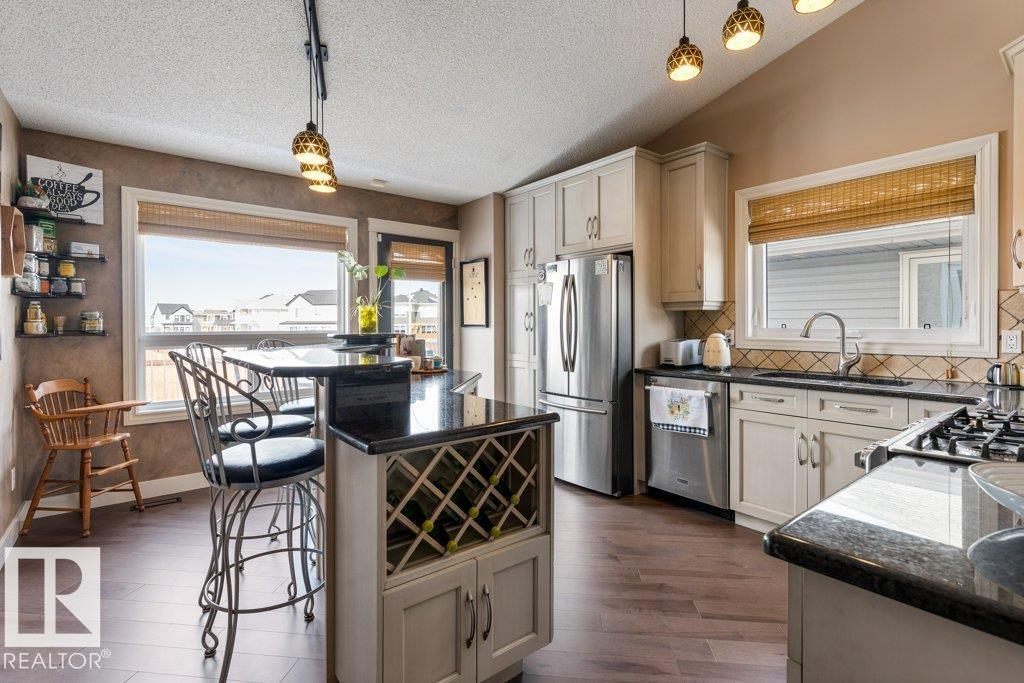 17 Donald Place, St. Albert, AB, T8N6H3
