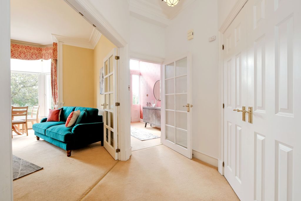 Additional image 17 of 2 bed flat for sale74H Queens Road, Aberdeen AB15