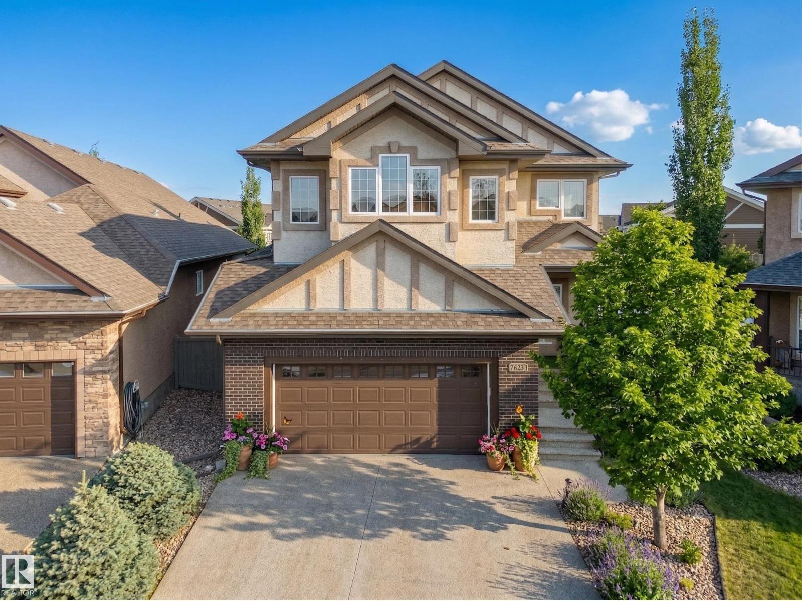 2422 Warry Place SW, Edmonton, AB, T6W0P1
