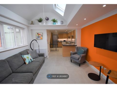 Granby Gardens, Reading RG1