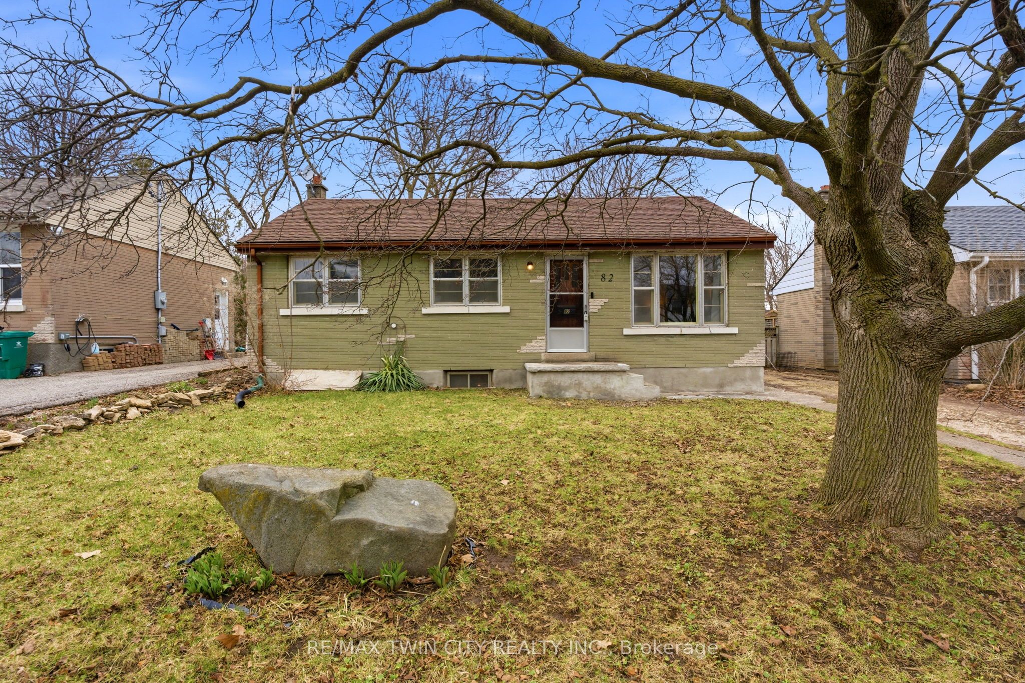 82 Glenview Avenue, Cambridge, ON, N1R 2W2