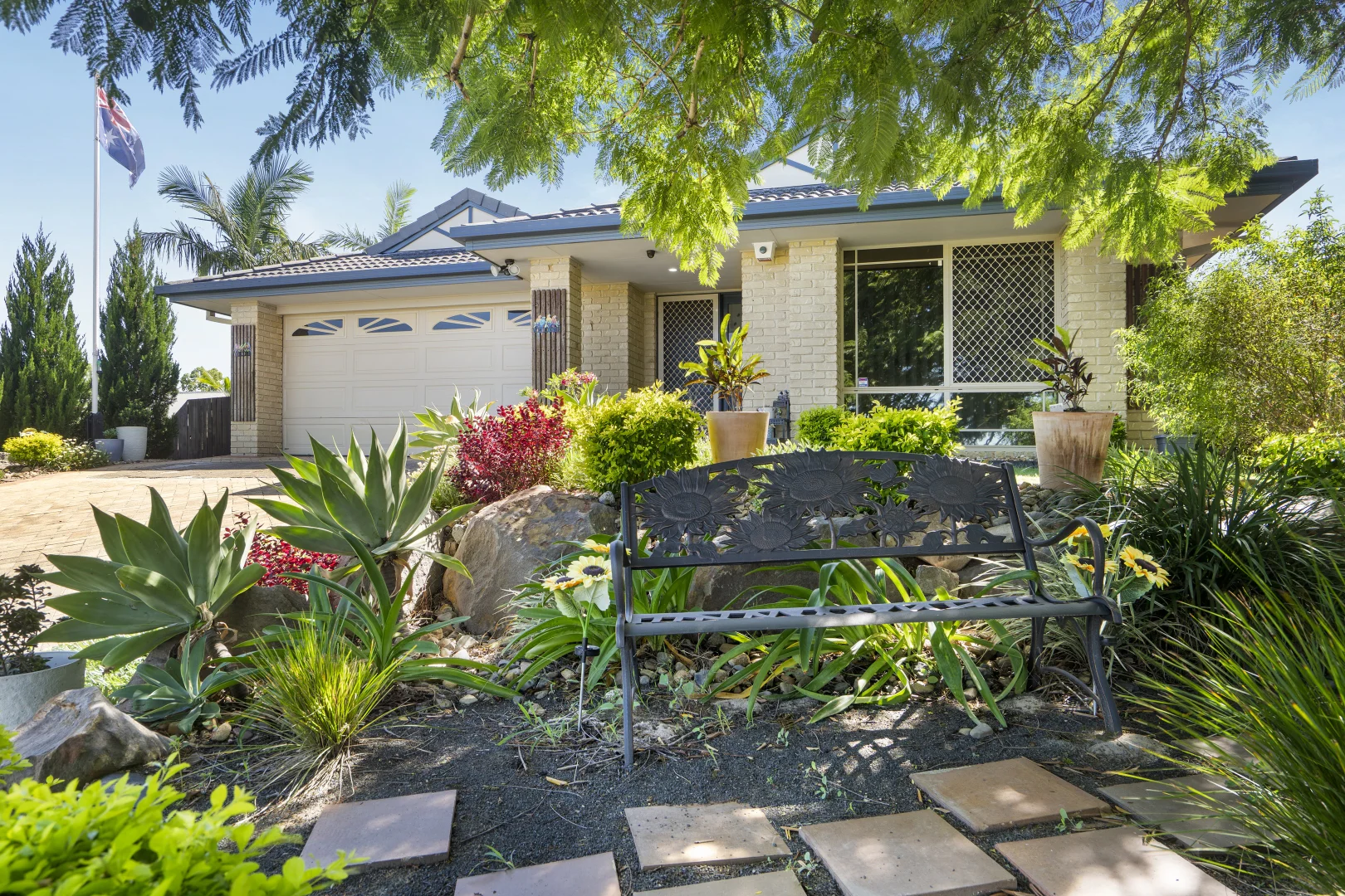 16 Tequesta Drive, Beaudesert QLD 4285