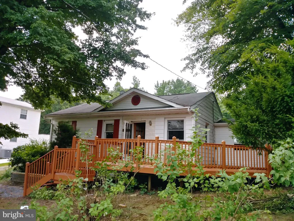 13607 Old Indian Head Road, Brandywine, MD 20613