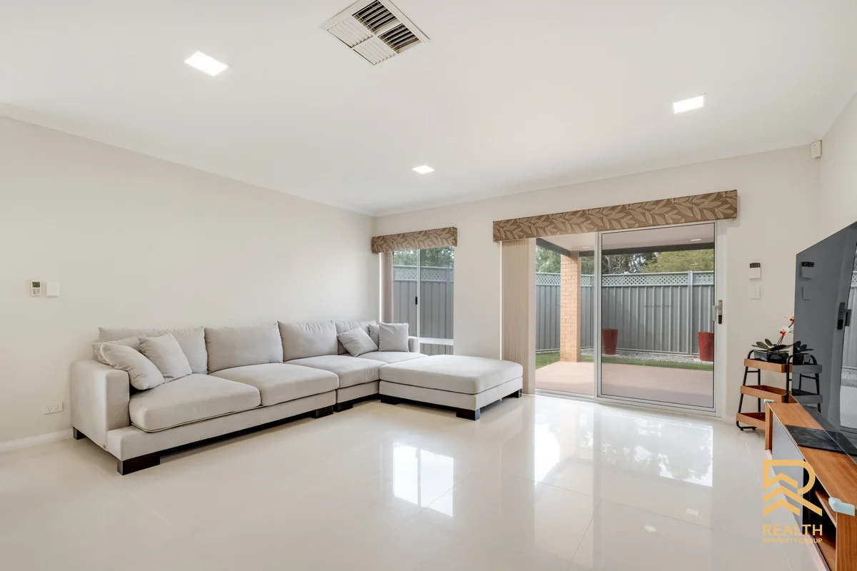 43 Blacksmith Street, Queens Park WA 6107 photo 5
