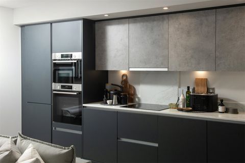 Caversham Road, Reading RG1, New home