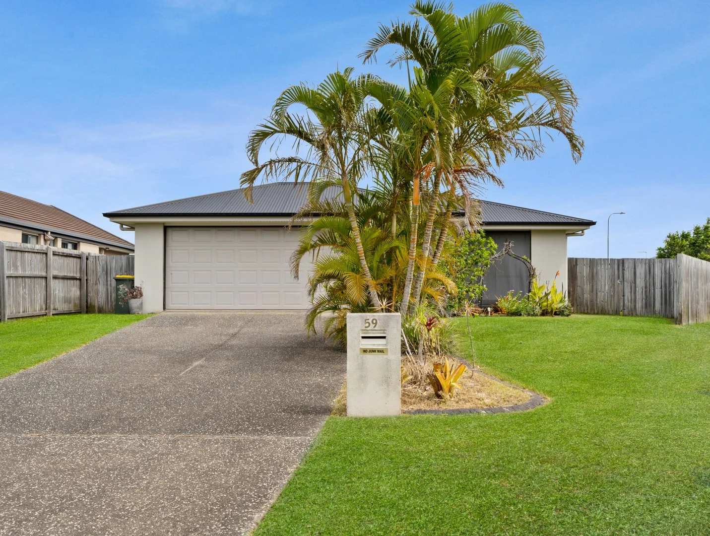 59 Bounty Circuit, Eli Waters QLD 4655