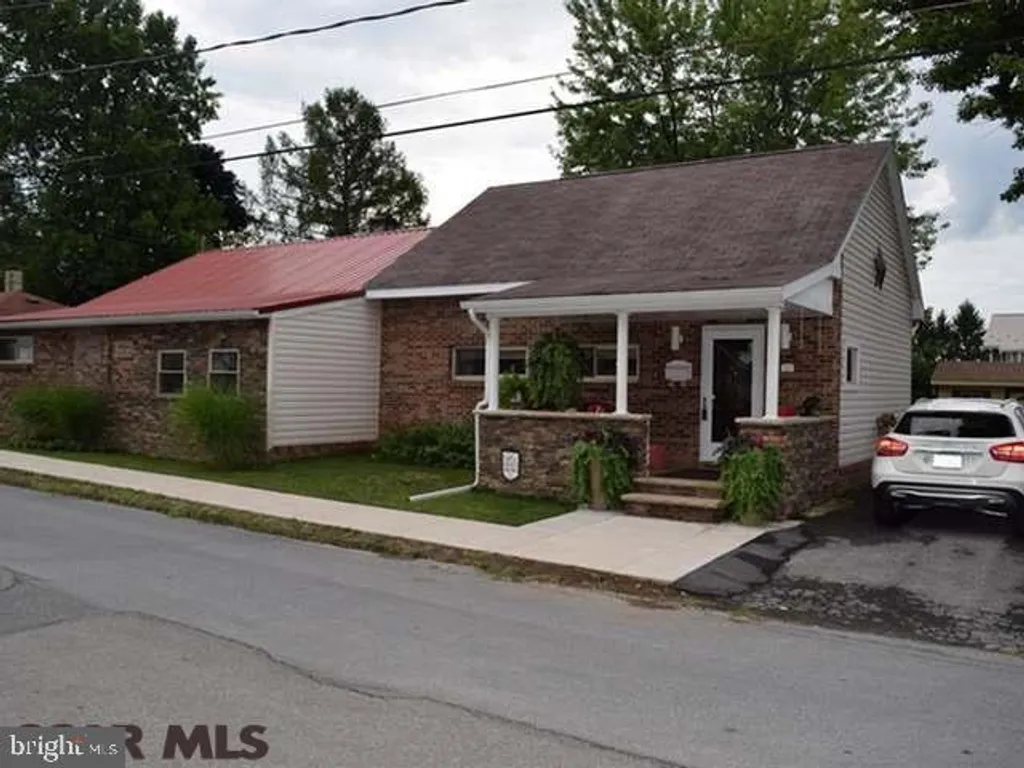 325 N 10th Street, Philipsburg, PA 16866