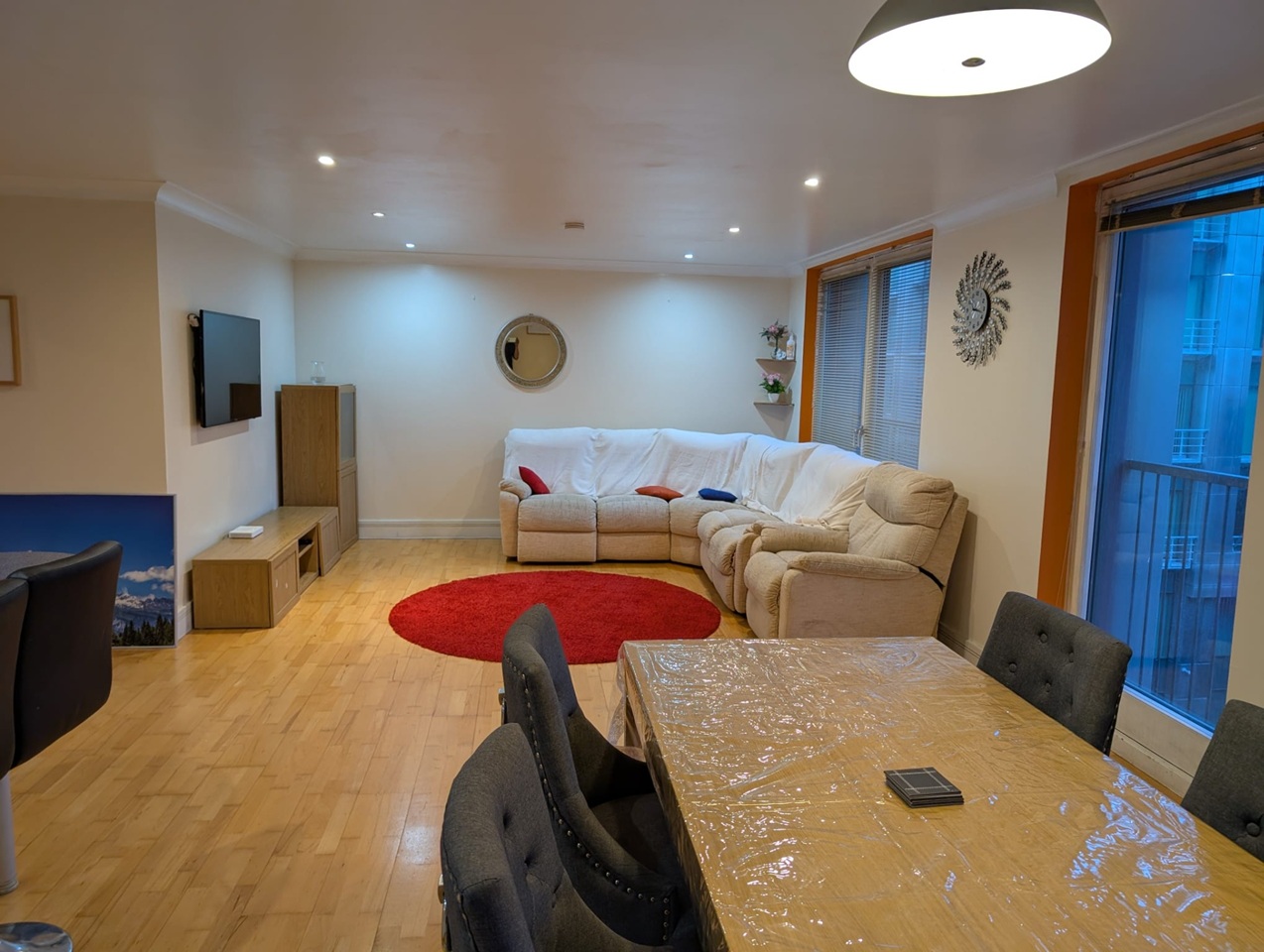 2 Bed Flat, Argyle Street, G2, N1 7GU photo 3