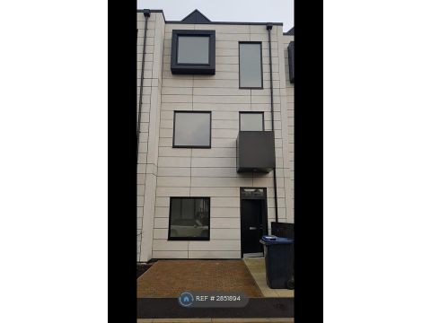 South Loop Park, Birmingham B16, Room to rent