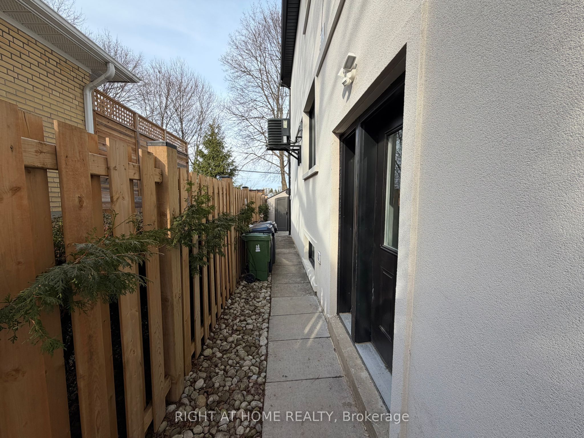 Additional image 3 of Lower-25 Duffield Road E, Toronto, ON, M9P 3C8
