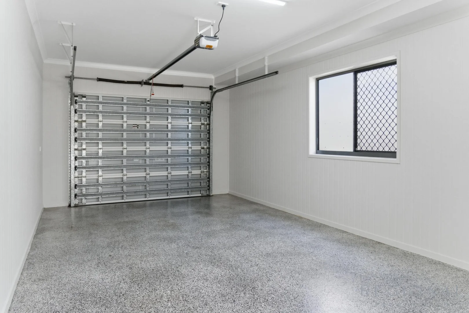 Additional image 33 of 34 Emperor Drive, Elliott Heads QLD 4670