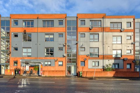 170 Clarkston Road, Flat 3/2, Muirend, Glasgow G44