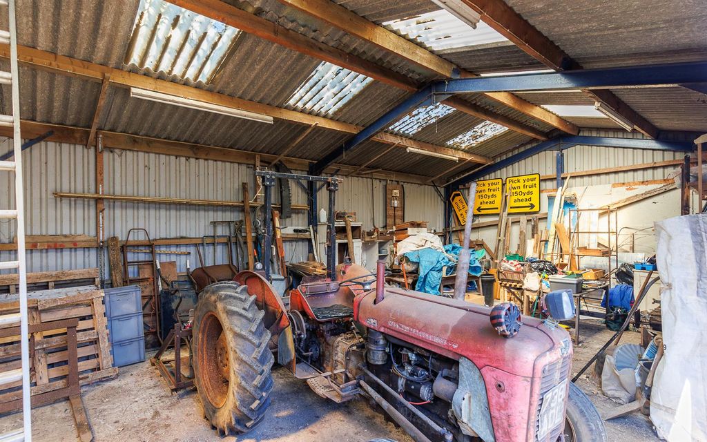 Additional image 21 of 5 bed farmhouse for saleArreton, Isle Of Wight PO30