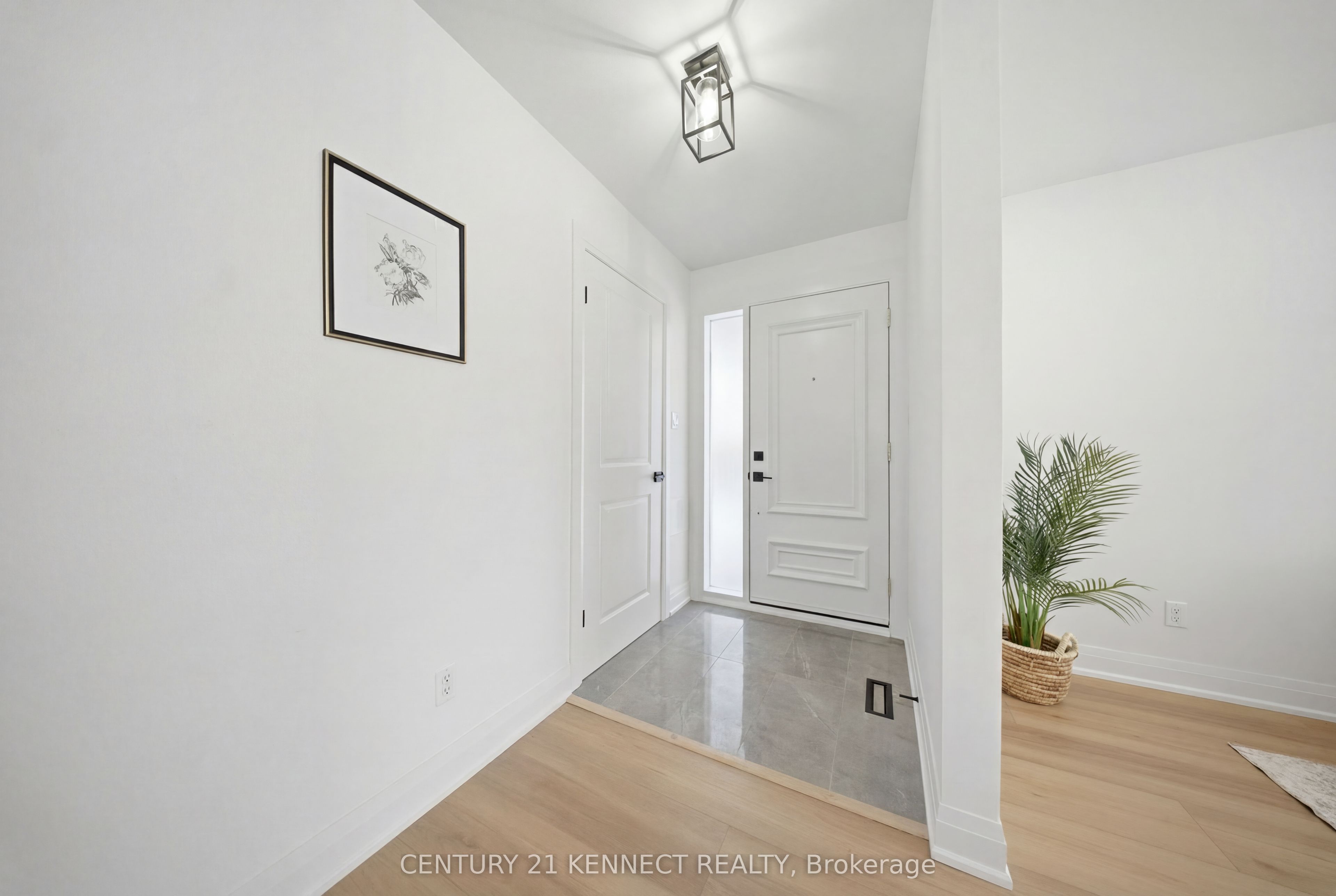 Additional image 3 of 2121 Baynham Court, Mississauga, ON, L5A 1H1