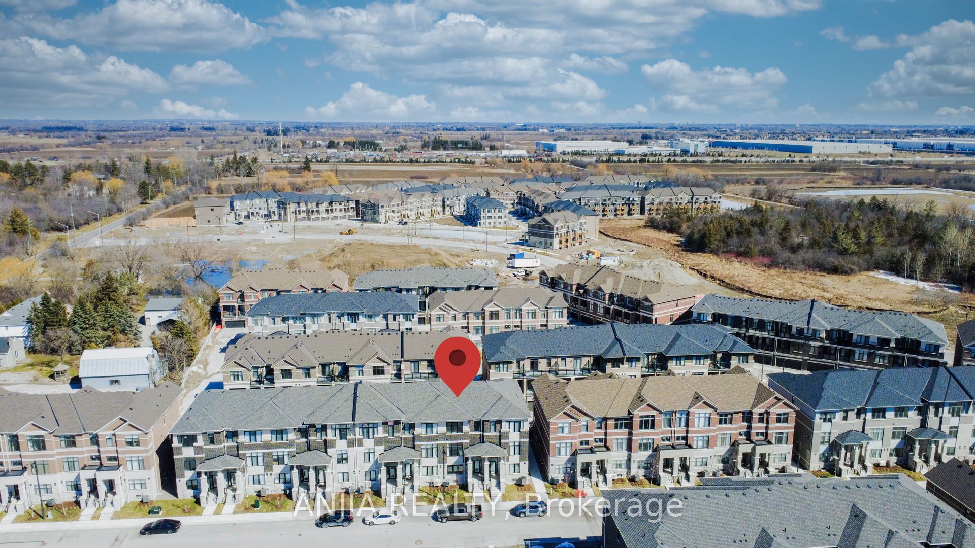 Additional image 2 of 45 Kahshe Lane W, Richmond Hill, ON, L4S 0N9