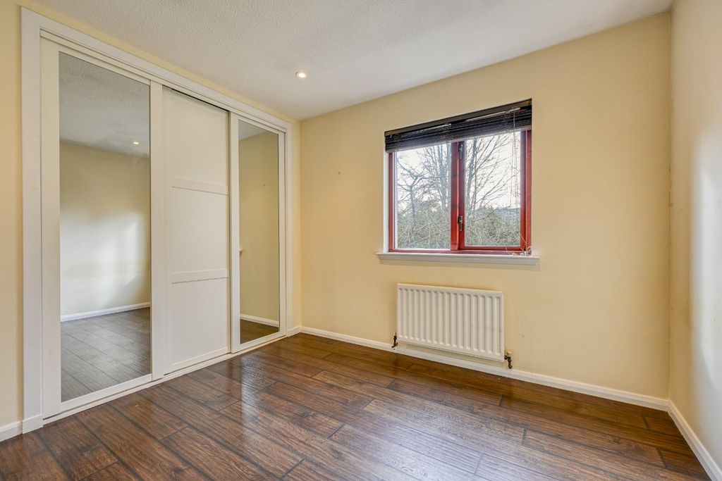 Additional image 5 of 2 bed flat for sale27 Stratherrick Gardens, Inverness IV2