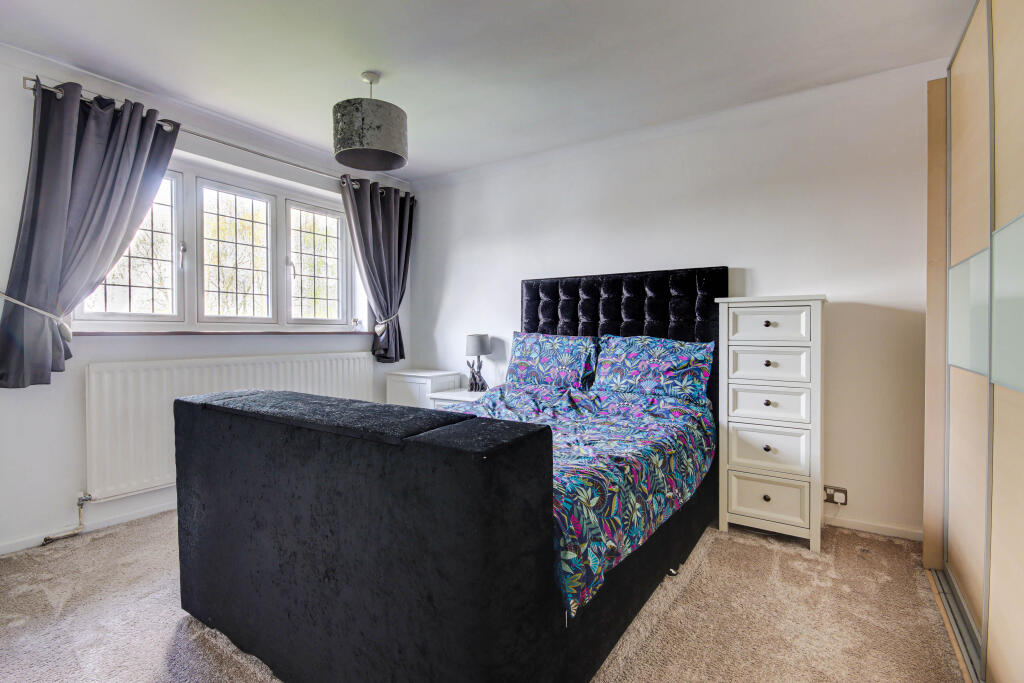 Additional image 8 of Knowle Drive, Harpenden, Hertfordshire, AL5