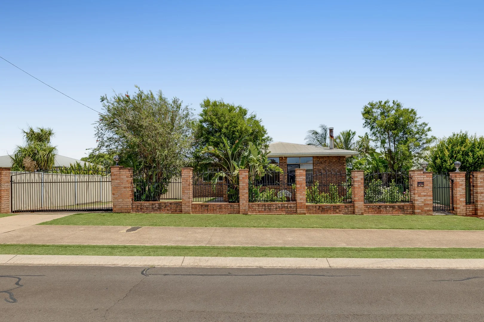 Additional image 20 of 523 Hume Street, Kearneys Spring QLD 4350