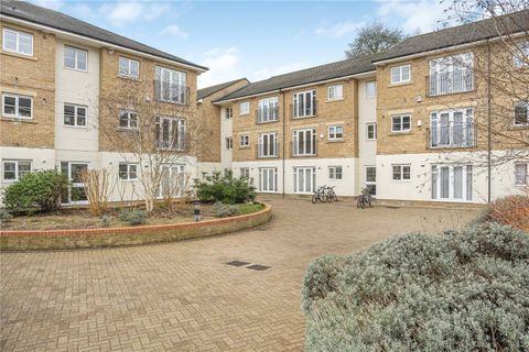 Long Ford Close, Oxford, Oxfordshire OX1