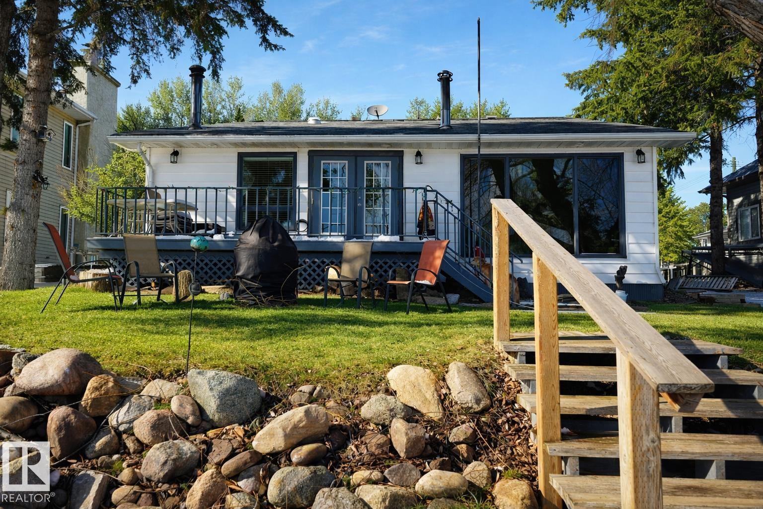 707 7 Street, Rural Lac Ste. Anne County, AB, T0E1V0