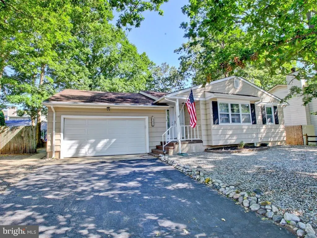 1034 Cutlass Avenue, Manahawkin, NJ 08050