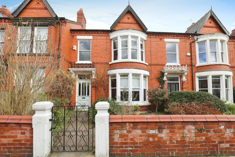 Buckingham Avenue, Liverpool L17
