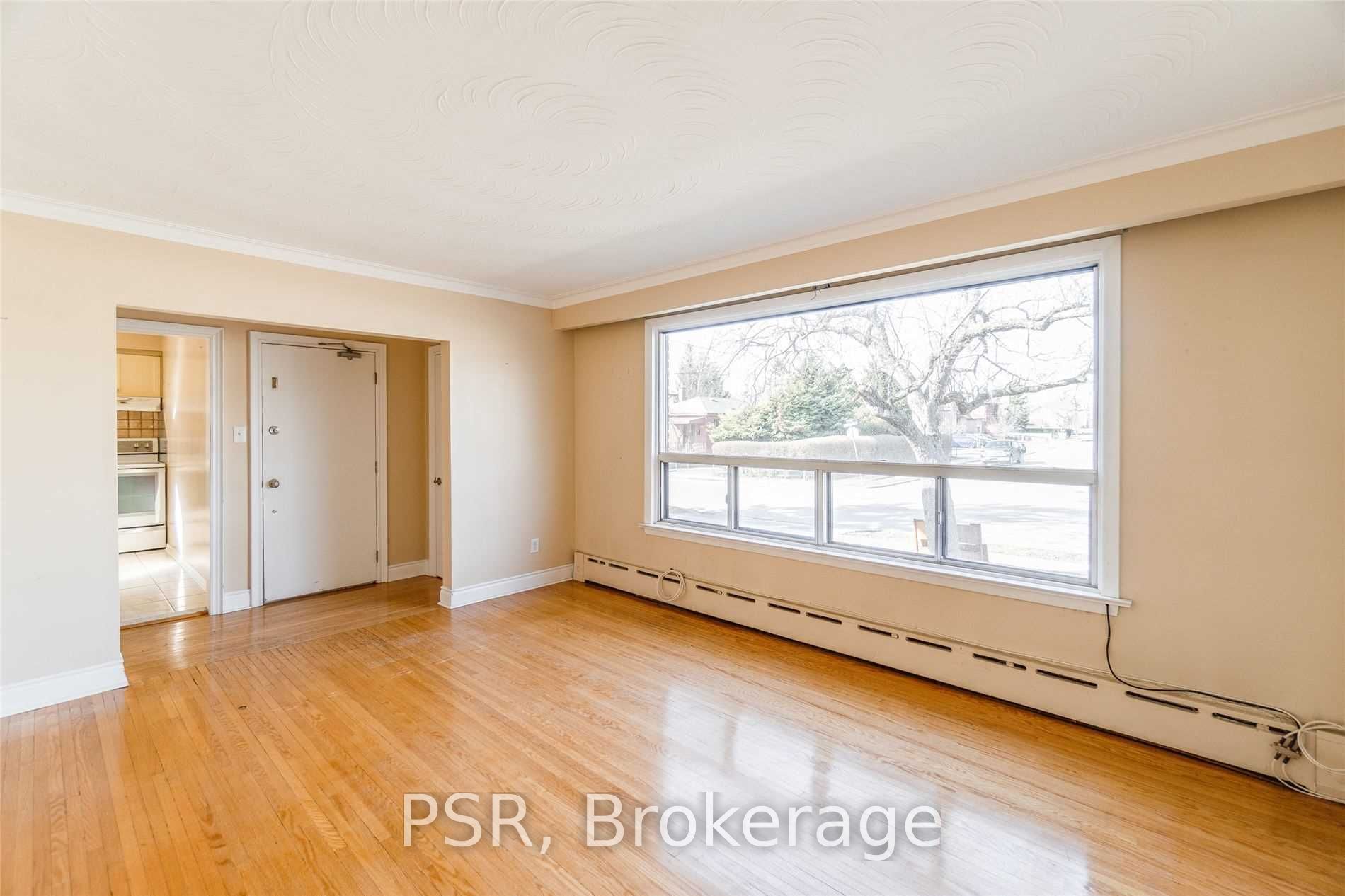 Additional image 2 of Main-35 Twenty Fourth Street, Toronto, ON, M8V 3N3