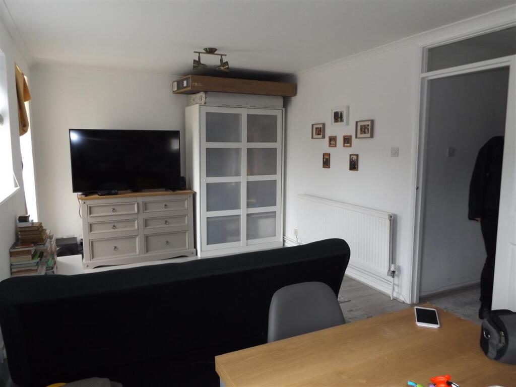 Southdown Road, Harpenden photo 2
