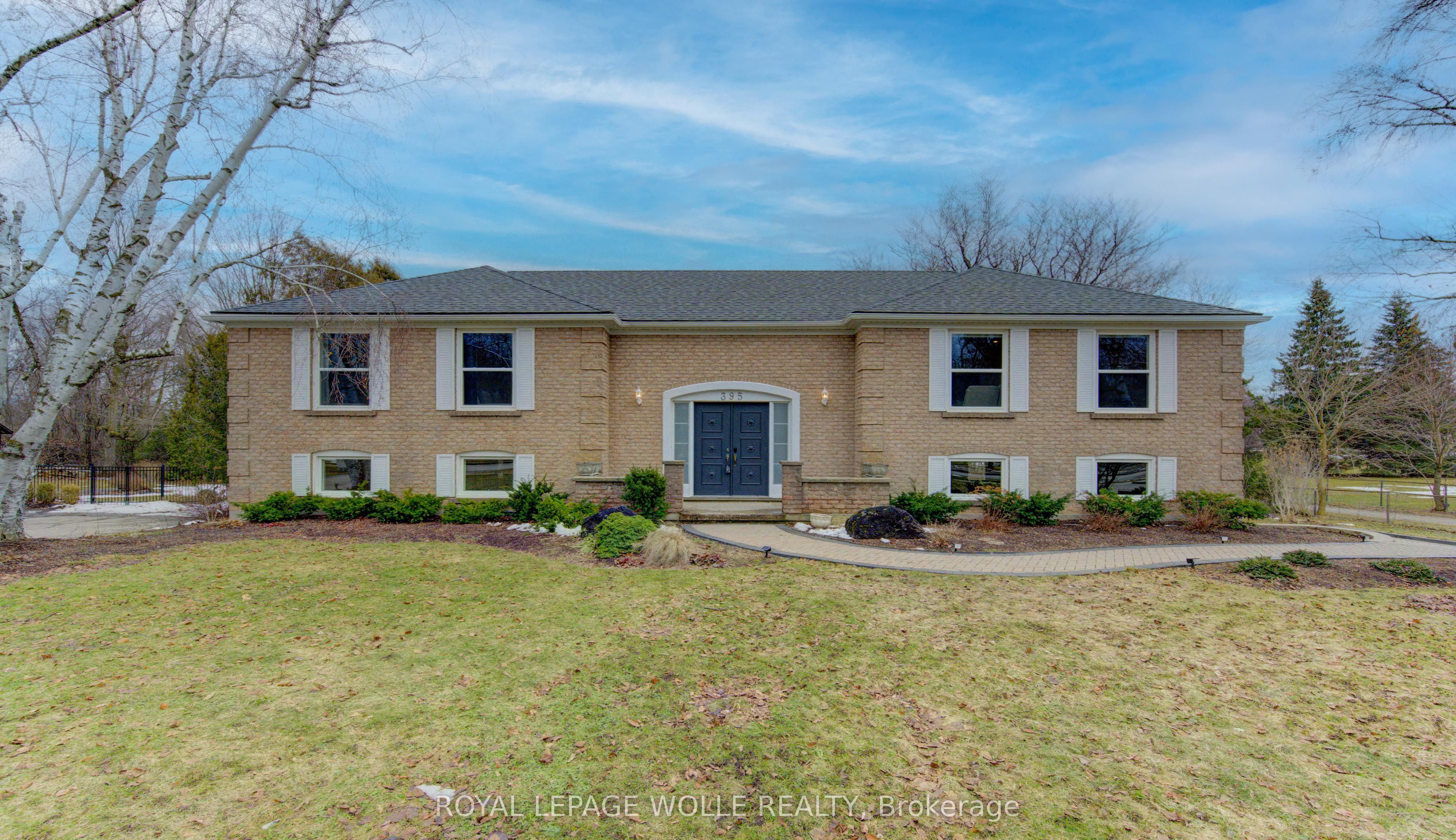 Additional image 2 of 395 Warrington Drive, Waterloo, ON, N2L 2P7