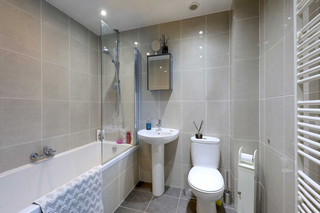 Additional image 11 of 3 bed terraced house for saleHubert Day Close, Beaconsfield, Buckinghamshire HP9
