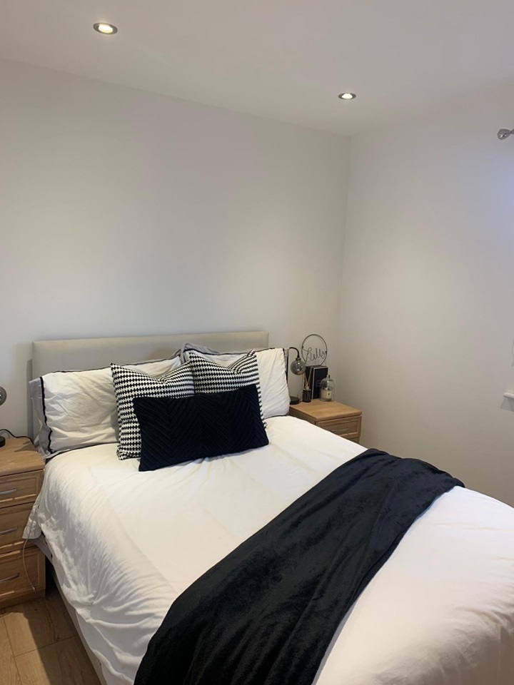 2 Bed Flat, Deep Pit Road, BS5, N1 7GU photo 3