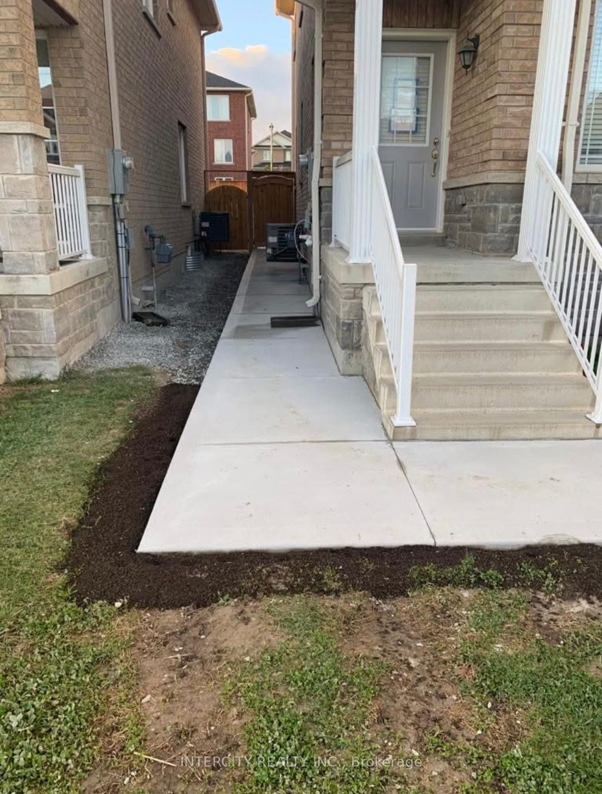 Additional image 2 of Bsmt-10 Hopkins Crescent, Bradford West Gwillimbury, ON, L3Z 1R6